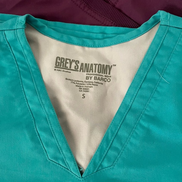 Bundle 2 scrubs - Picture 5 of 8